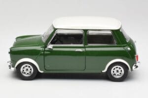 Mini Cooper S British Racing Vert & Old English Blanc Solido 1:18 8021 Métal Moulé — image 4 sur 8