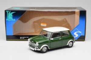 Mini Cooper S British Racing Vert & Old English Blanc Solido 1:18 8021 Métal Moulé — image 8 sur 8