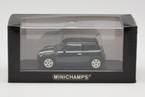 Mini Cooper S R53 Vert Avec Bandes Minichamps 1:43 MINI006 Métal Moulé — image 2 sur 4