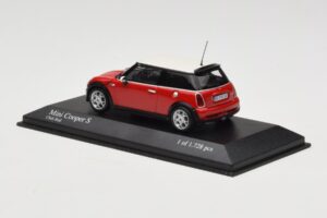 MINI Cooper S R53 Rouge Minichamps 1:43 431138200 Métal Moulé — image 3 sur 5
