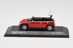 MINI Cooper S R53 Rouge Minichamps 1:43 431138200 Métal Moulé