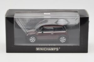 Mini One R50 Rouge Foncé Avec Toit Noir Minichamps 1:43 MINI008 Métal Moulé — image 4 sur 5