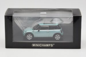 Mini One R50 Vert Clair Avec Toit Vert Clair Minichamps 1:43 MINI003 Métal Moulé — image 4 sur 4