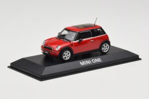 Mini One R50 Rouge Avec Toit Rouge Minichamps 1:43 MINI001 Métal Moulé — image 2 sur 5