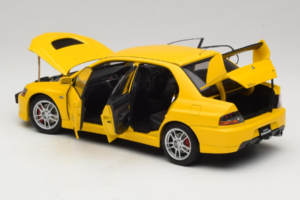 Mitsubishi Lancer Evolution IX GSR Jaune AUTOart 1:18 77192 Métal Moulé — image 5 sur 8