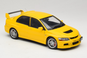 Mitsubishi Lancer Evolution IX GSR Jaune AUTOart 1:18 77192 Métal Moulé — image 6 sur 8