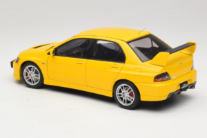 Mitsubishi Lancer Evolution IX GSR Jaune AUTOart 1:18 77192 Métal Moulé — image 7 sur 8