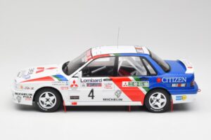 Mitsubishi Galant VR-4 #4 A. Vatanen RAC Rally 1990 IXO 1:18 18RMC192B Métal Moulé — image 3 sur 6