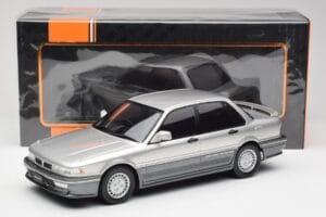 Mitsubishi Galant VR-4 Argent IXO 1:18 18CMC191 Métal Moulé — image 6 sur 6