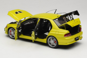 Mitsubishi Lancer Evo VII Mustard Yellow AUTOart 1:18 77166 Métal Moulé — image 7 sur 8