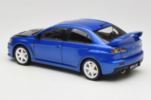 Mitsubishi Lancer Evolution X Bleu OEM 1:18 MLE01 Métal Moulé — image 7 sur 8