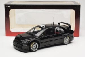 Mitsubishi Lancer Evolution WRC Plain Body Noir AUTOart 1:18 80528 Métal Moulé — image 8 sur 8
