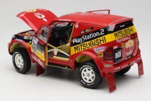 Mitsubishi Pajero Rallye Raid #205 Paris-Dakar Rally 2001 Solido 1:18 9022 Métal Moulé — image 5 sur 8