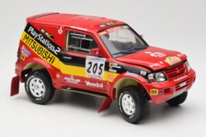 Mitsubishi Pajero Rallye Raid #205 Paris-Dakar Rally 2001 Solido 1:18 9022 Métal Moulé — image 6 sur 8