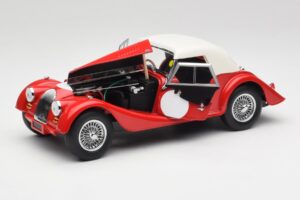 Morgan 4/4 Plus Competition Hardtop Rouge Kyosho 1:18 08114R Métal Moulé — image 2 sur 8