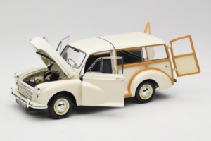 Morris Minor Traveller Blanc Minichamps 1:18 150137010 Métal Moulé — image 2 sur 9