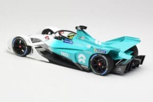NIO 004 Team NIO #8 T. Dillmann Formula E Season 5 2019 Minichamps 1:18 114180008 Métal Moulé — image 5 sur 6