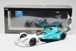 NIO 004 Team NIO #8 T. Dillmann Formula E Season 5 2019 Minichamps 1:18 114180008 Métal Moulé — image 6 sur 6