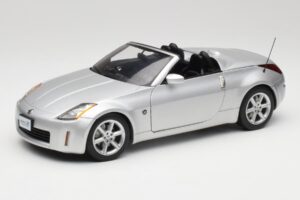 Nissan 350Z Z33 Roadster Diamond Argent AUTOart 1:18 77371 Métal Moulé