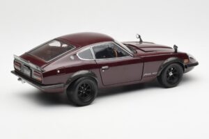 Nissan Fairlady 240ZG Marron Kyosho 1:18 08217M Métal Moulé — image 3 sur 8