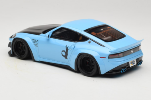 Nissan Fairlady Z RZ34 Pandem China Blue Black GT Spirit 1:18 GT943 Résine — image 5 sur 6