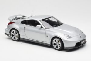 Nissan Fairlady Z Z34 NISMO Type 380RS Argent AUTOart 1:18 77401 Métal Moulé — image 6 sur 8