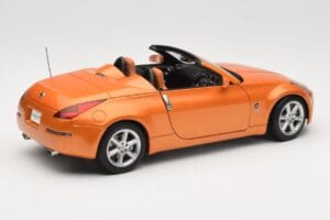 Nissan Fairlady Z Z33 Roadster Sunset Orange AUTOart 1:18 77377 Métal Moulé — image 3 sur 8