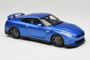 Nissan GT-R R35 Skyline Edition Bayside Blue GT Spirit 1:18 GT521 Résine — image 4 sur 6