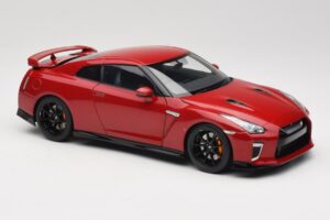 Nissan GT-R R35 Track Edition NISMO Vibrant Red MotorHelix 1:18 M83511 Métal Moulé — image 6 sur 8