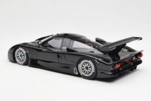 Nissan R390 GT1 #0 24 Hours of Le Mans 1998 AUTOart 1:18 89878 Métal Moulé — image 7 sur 8
