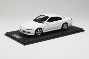 Nissan Silvia S15 Spec-S Blanc Cracked Plexi One Model 1:18 REMC034 Métal Moulé — image 2 sur 7