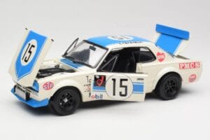 Nissan Skyline 2000GT-R KPGC10 #15 K. Takahashi Nissan Works JTCC 1972 Kyosho 1:18 08122B Métal Moulé — image 2 sur 8