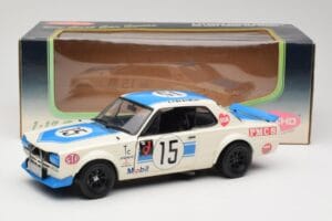 Nissan Skyline 2000GT-R KPGC10 #15 K. Takahashi Nissan Works JTCC 1972 Kyosho 1:18 08122B Métal Moulé — image 8 sur 8