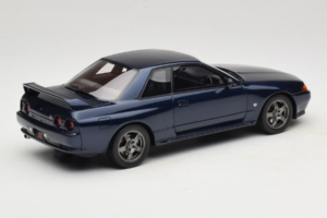 Nissan Skyline GT-R BNR32 Dark Blue Pearl Otto 1:18 OT1199 Résine — image 2 sur 6