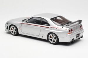 Nissan Skyline GT-R R33 R-Tune Argent AUTOart 1:18 77326 Métal Moulé — image 7 sur 8