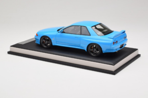 Nissan Skyline GT-R R32 Customized Version Bleu MotorHelix 1:18 MH029CB Résine — image 5 sur 7