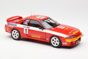 Nissan Skyline GT-R R32 #1 J. Richards / M. Skaife Bathurst 1000 Winner 1992 AUTOart 1:18 89279 Métal Moulé — image 6 sur 8