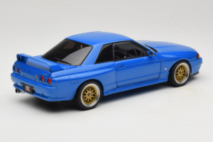 Nissan Skyline GT-R R32 V-Spec II Tuned Bleu AUTOart 1:18 77415 Métal Moulé — image 3 sur 8
