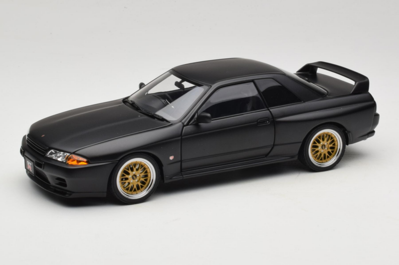 Nissan Skyline GT-R R32 V-Spec II Tuned Version Matt Black AUTOart 1:18 77418 Métal Moulé