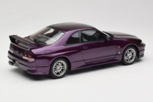 Nissan Skyline GT-R R33 V-Spec Midnight Purple Otto 1:18 OT1138 Résine — image 2 sur 6