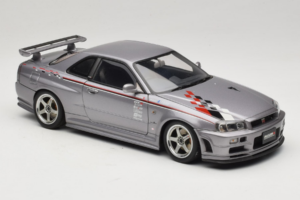 Nissan Skyline GT-R R34 Nismo S-Tune Argent AUTOart 1:18 77358 Métal Moulé — image 6 sur 8