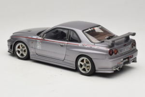 Nissan Skyline GT-R R34 Nismo S-Tune Argent AUTOart 1:18 77358 Métal Moulé — image 7 sur 8