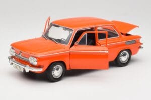 NSU 1000 TT Orange Revell 1:18 08884 Métal Moulé — image 2 sur 8