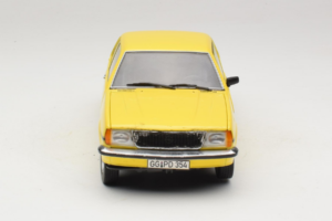 Opel Ascona B SR Jaune Avant Rayé Sun Star 1:18 5384 Métal Moulé — image 4 sur 9