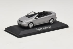 Opel Astra G Cabriolet Grey Metallic Minichamps 1:43 ASTRA001 Métal Moulé — image 2 sur 4