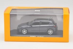 Opel Astra H Bleu Foncé Minichamps 1:43 B24910027-A1 Métal Moulé — image 4 sur 4