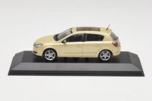 Opel Astra H Jaune Métallisé Minichamps 1:43 403043003 Métal Moulé
