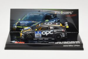 Opel Astra OPC #142 Rathje / Bueler / Scharf / Hoffmeister 24 Hours Nurburgring 2010 Minichamps 1:43 437104142 Métal Moulé