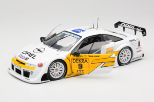Opel Calibra V6 #9 M. Reuter DTM 1995 UT Models 1:18 180954209 Métal Moulé — image 2 sur 8
