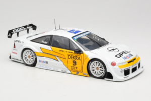 Opel Calibra V6 #9 M. Reuter DTM 1995 UT Models 1:18 180954209 Métal Moulé — image 6 sur 8